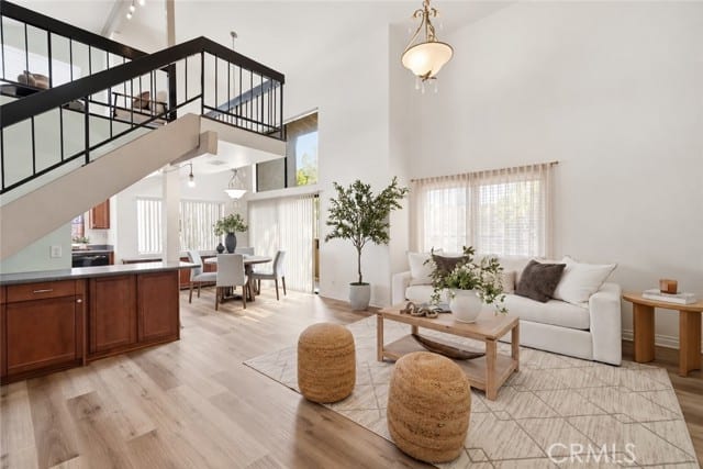 18433 Hatteras, 507, Tarzana, CA 91356