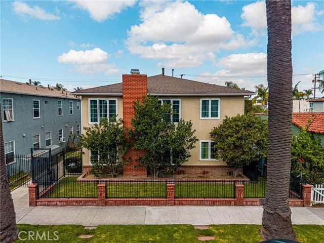 2045 Pine, Long Beach, CA 90806