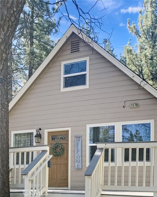 1170 Vine