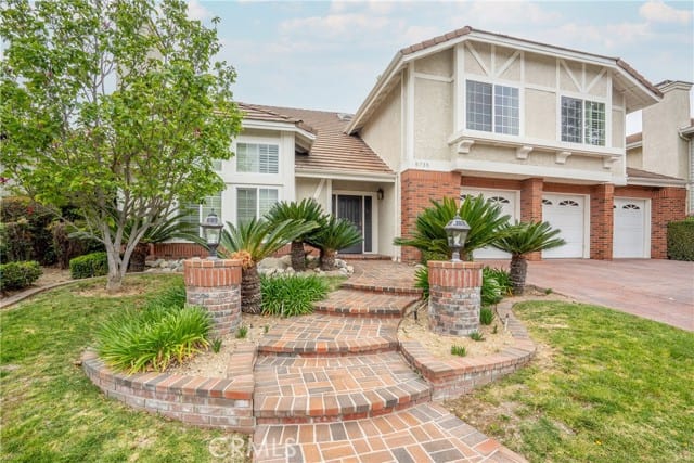 5735 Stonecrest