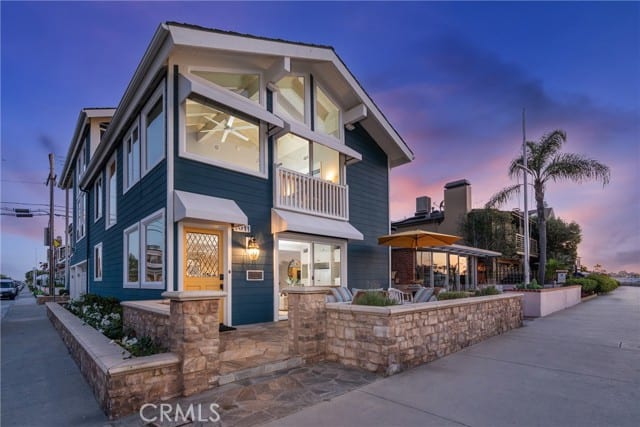 1011 North Bay Front