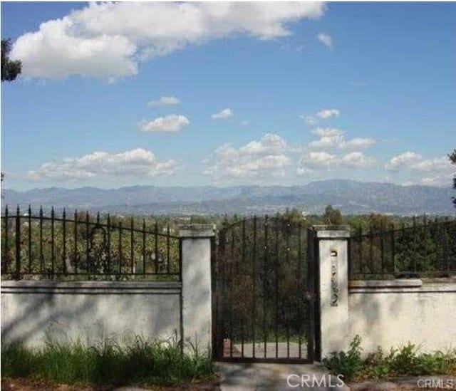 3999 Sunswept Drive, Studio City, CA 91604