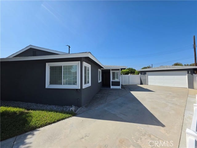 20807 Doble, Torrance, CA 90502