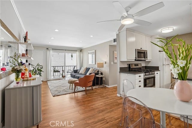 1600 Ardmore Avenue, 319, Hermosa Beach, CA 90254