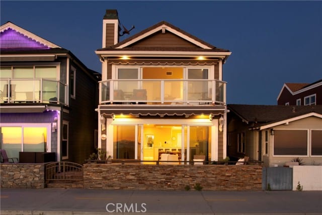 2712 West Oceanfront, Newport Beach, CA 92663