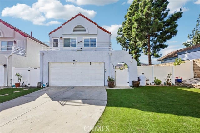 10540 Flora Verda Court, Santee, CA 92071