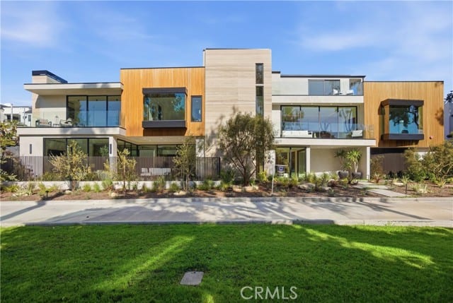 400 Heliotrope, Corona del Mar, CA 92625