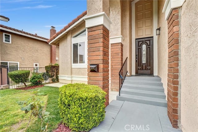 6631 East Princeton
