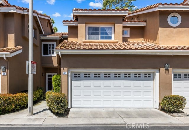 88 Matisse Circle