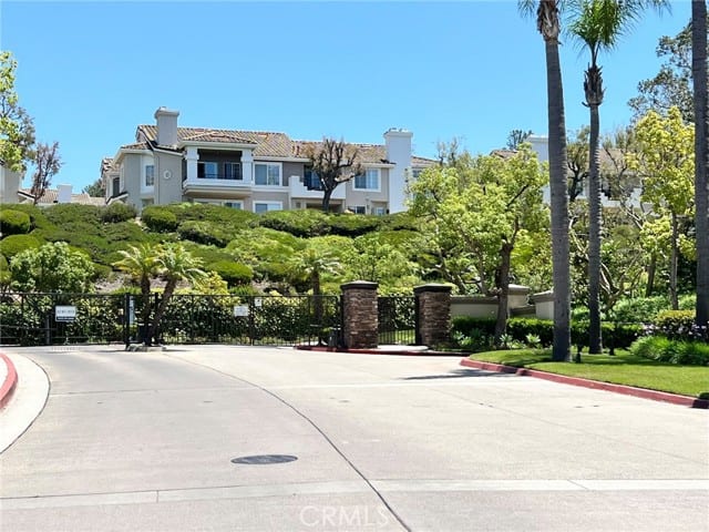 1089 South Sundance Drive