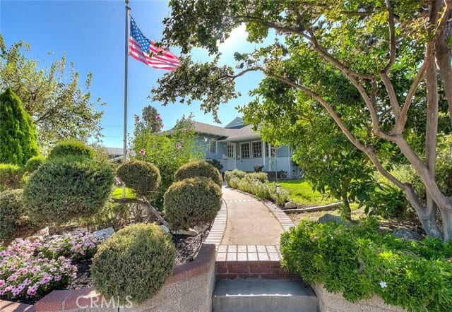 537 Jamestown, Burbank, CA 91504