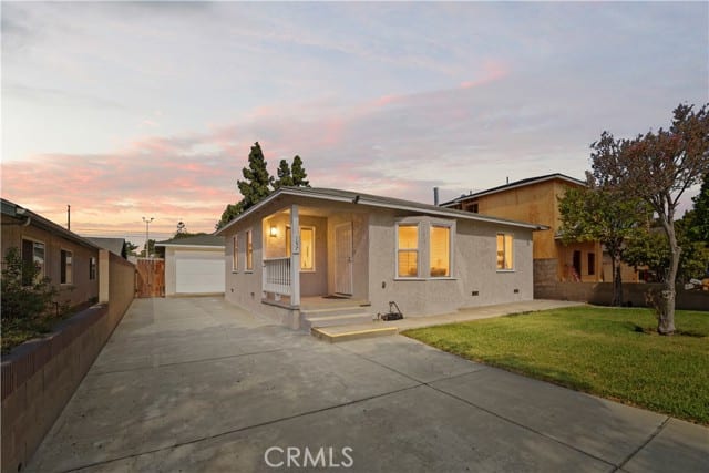 157 North Alameda Avenue