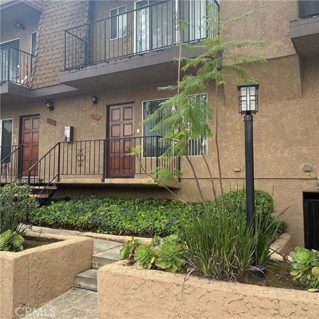 1902 West Victory, Burbank, CA 91506