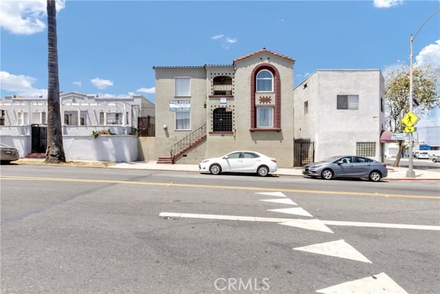 1211 Magnolia Avenue, Long Beach, CA 90813