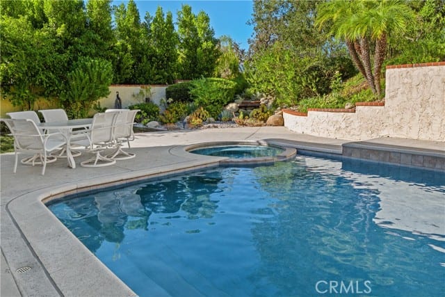 234 Fox Ridge Drive, Thousand Oaks, CA 91361