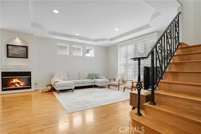 10623 Moorpark Street, 1, Toluca Lake, CA 91602