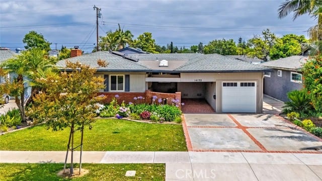 14132 Carfax, Tustin, CA 92780