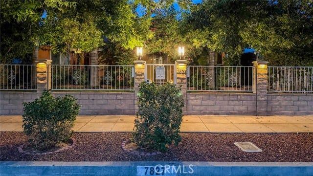 7827 Louise, Northridge, CA 91325