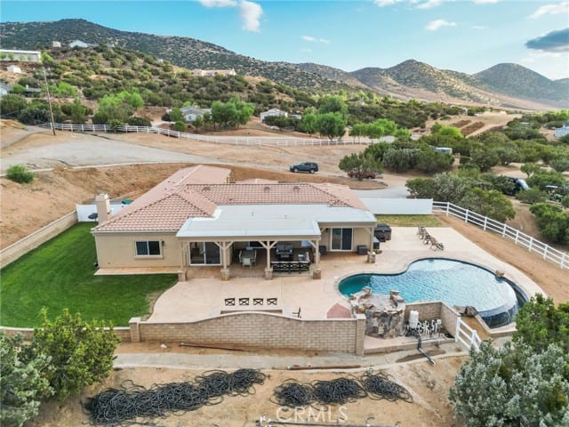 35252 Robinsong Road