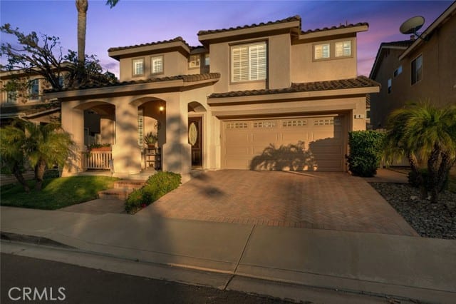 4 Calypso Street