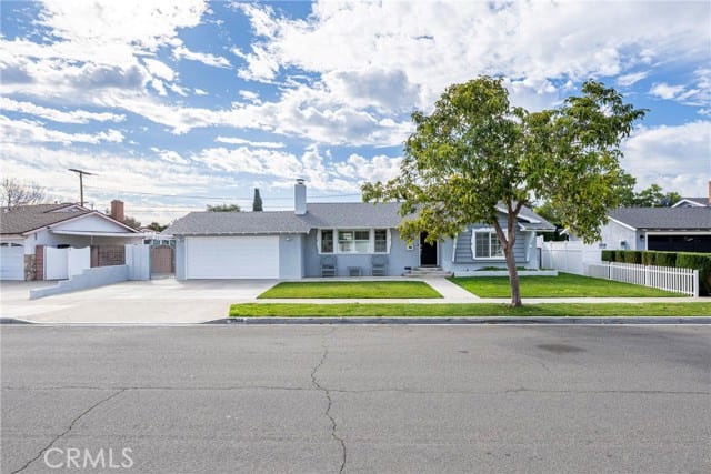 3308 West Teranimar