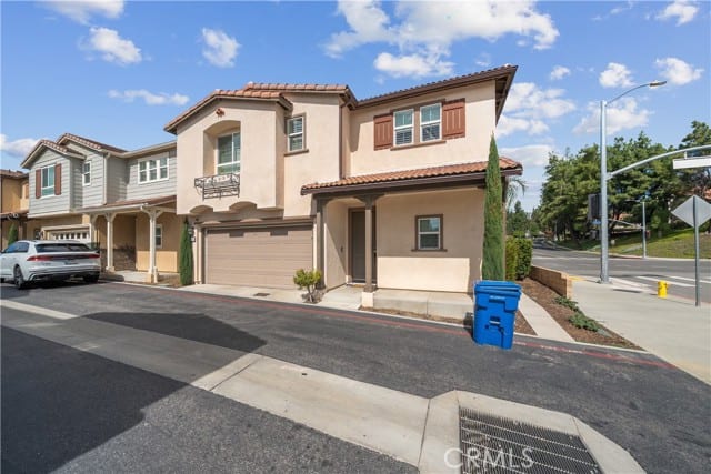 23201 West Canterbury, West Hills, CA 91307