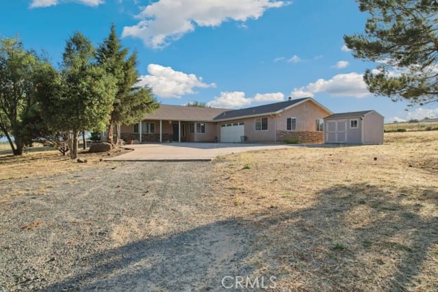 41755 Saddleback Drive