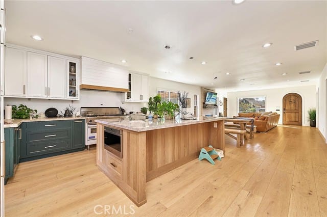 529 West Whiting, Fullerton, CA 92832