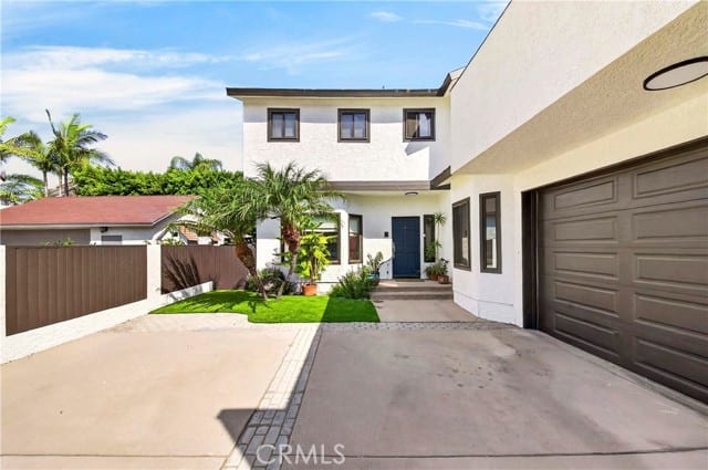 2405 Clark Lane