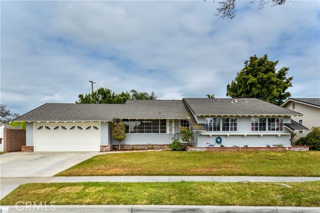 808 South Westchester Drive
