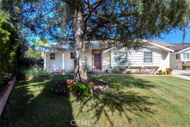 9433 Geyser Avenue, Northridge, CA 91324