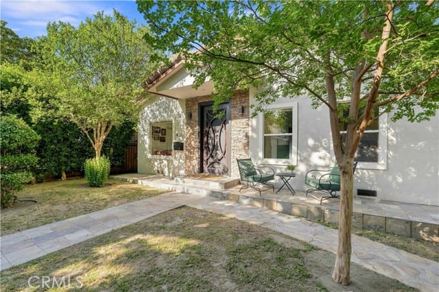 430 North Parish Place, Burbank, CA 91506