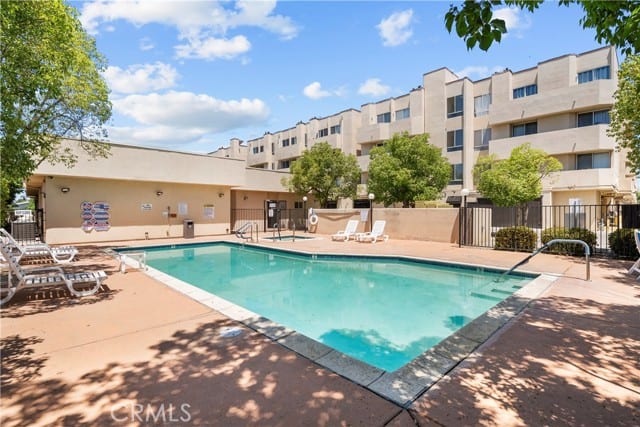 19350 Sherman Way, 328, Reseda, CA 91335