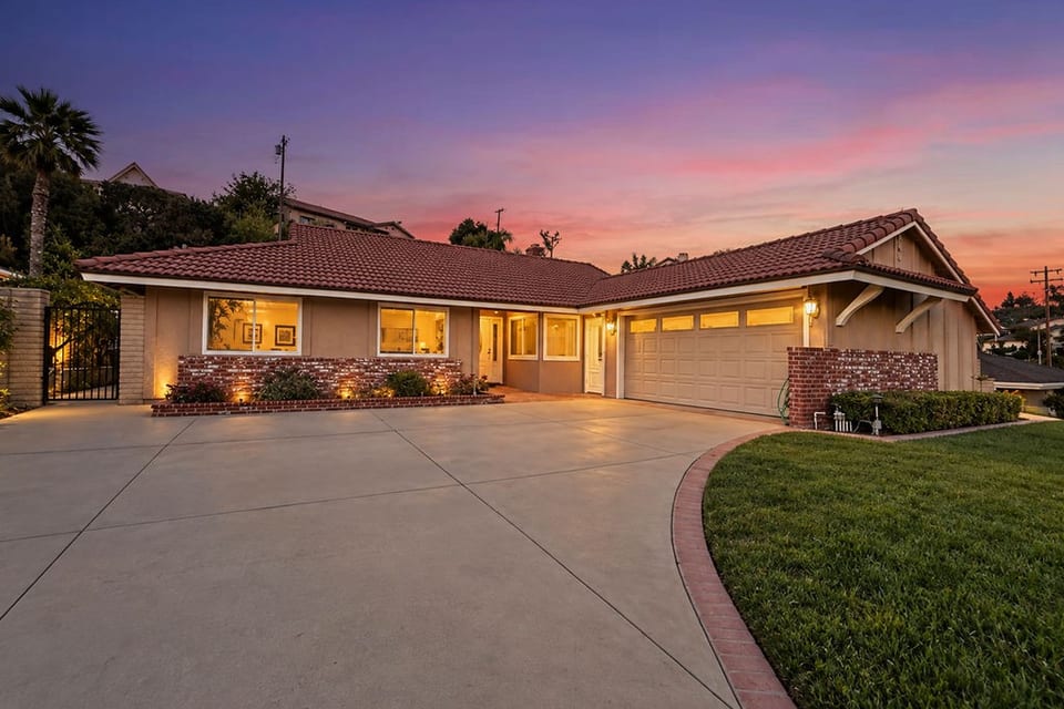 2855 North Shady Glen, Orange, CA 92867