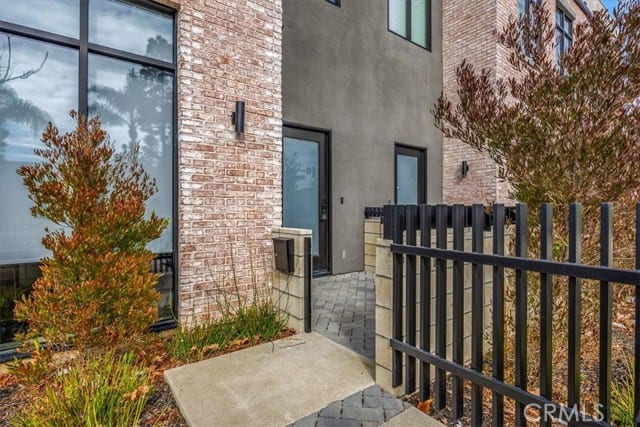 756 West 19th Street