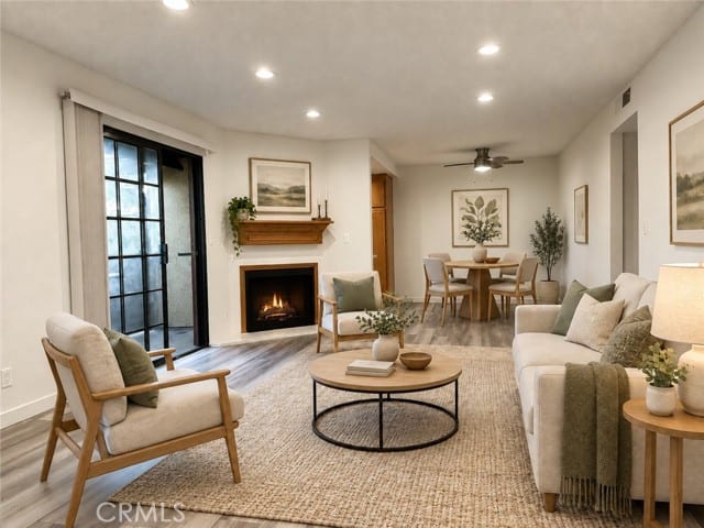 10220 De Soto Avenue, 6, Chatsworth, CA 91311