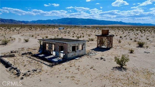 5620 Mojave Road