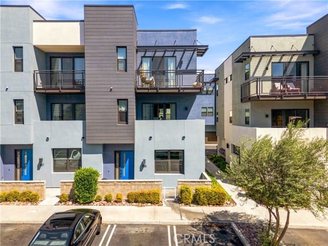 435 Village