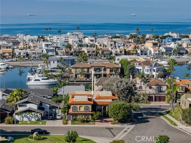 16581 Melville Circle, Huntington Beach, CA 92649