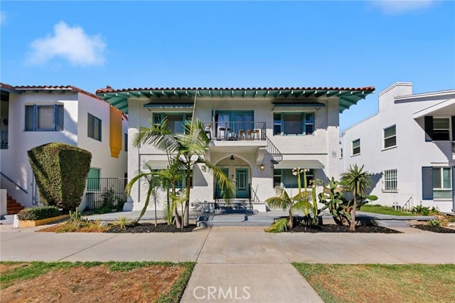 1325 East Ocean, Long Beach, CA 90802