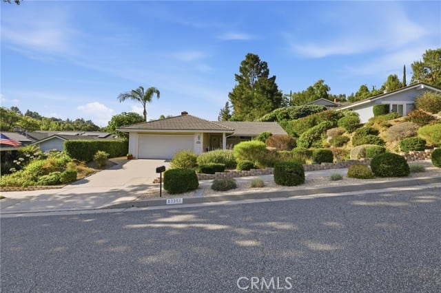 27383 Oak Summit