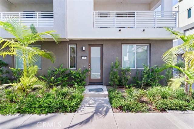 1848 S Westside Dr #9