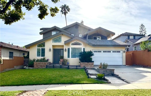 1539 North Roosevelt, Pasadena, CA 91104