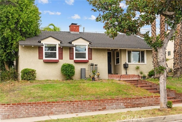 1912 North Kenneth Rd, Burbank, CA 91504