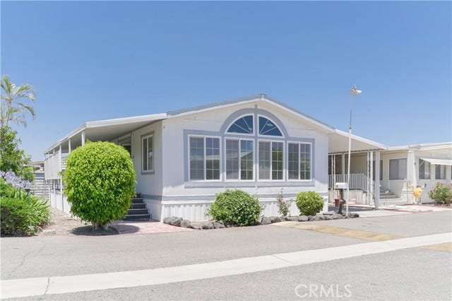 18 Pine Via