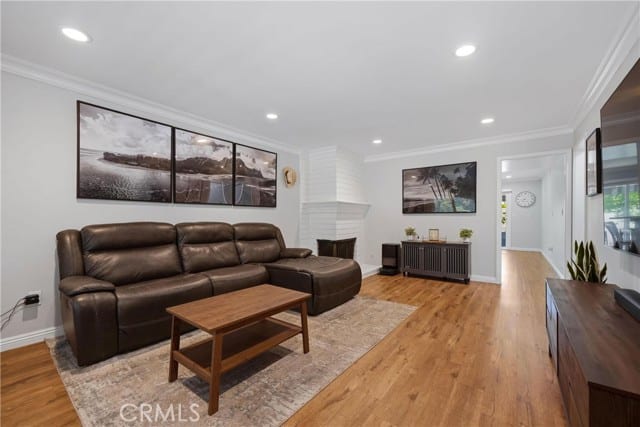 3131 Laurel Avenue, 9, Fullerton, CA 92835