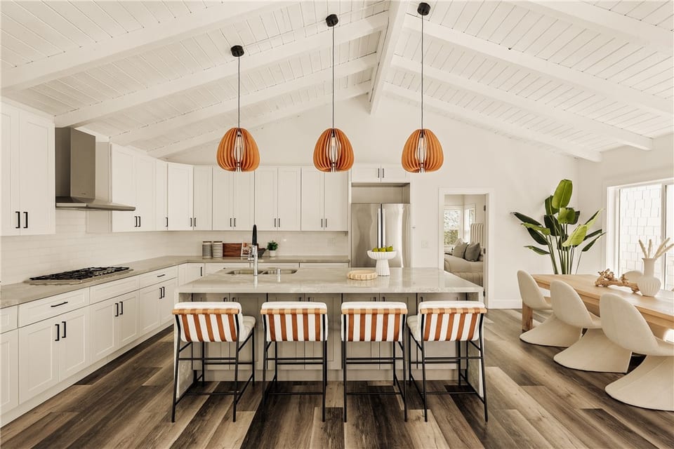 702 Acacia Avenue, Corona del Mar, CA 92625