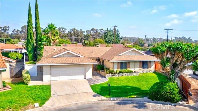 2300 Camino Escondido