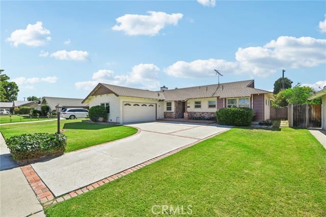 323 South Shields Drive East