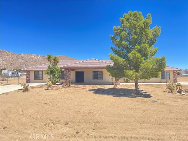 16977 Joshua Road